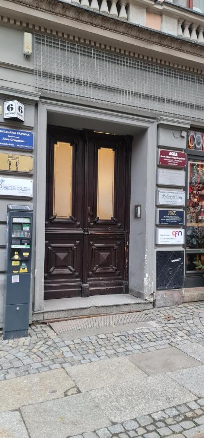 Entu Apartamenty Odrzanska Breslavia Exterior foto