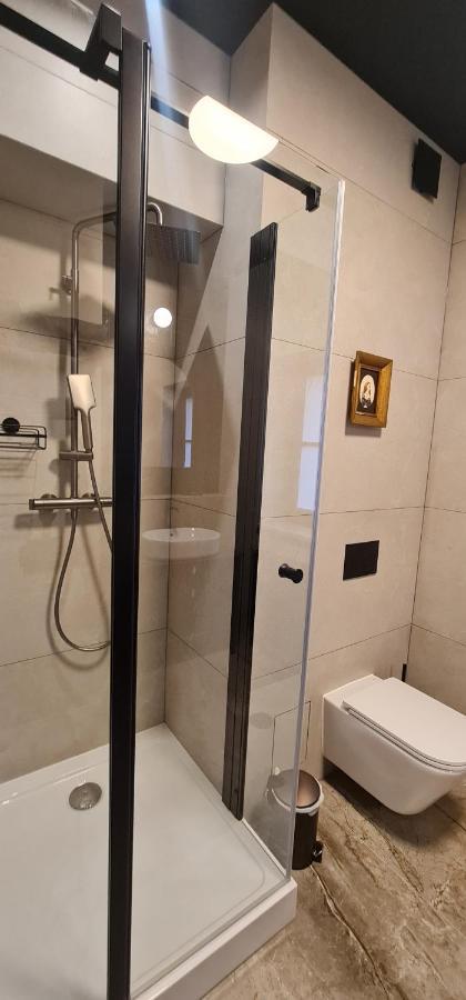 Entu Apartamenty Odrzanska Breslavia Exterior foto